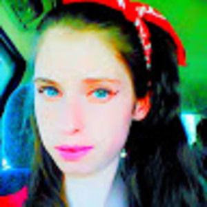 Meet your Posher, Brittney